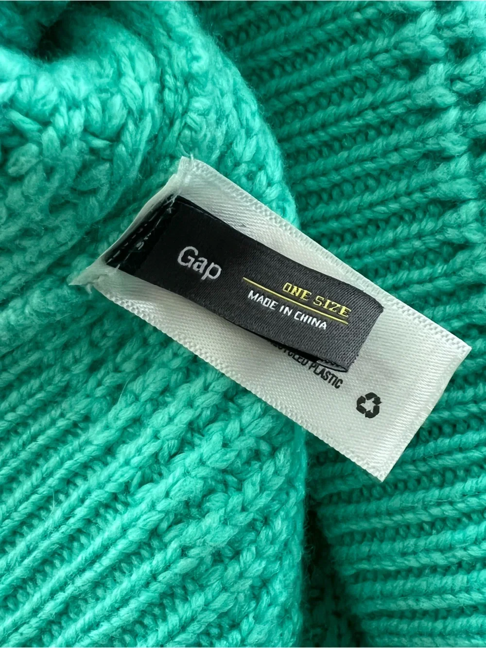 NWOT Gap knit infinity scarf